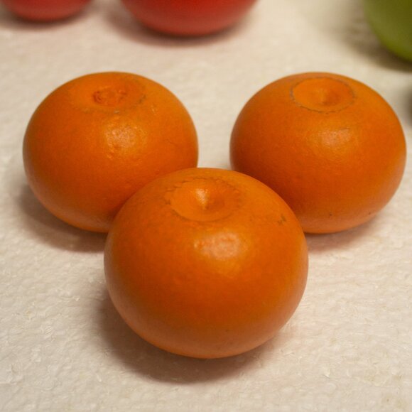 Wooden Fruit for Decorating - Picture 3 of 7